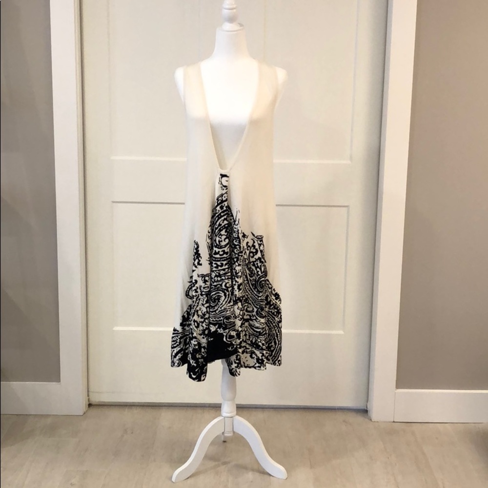 Lauren Vidal Dress